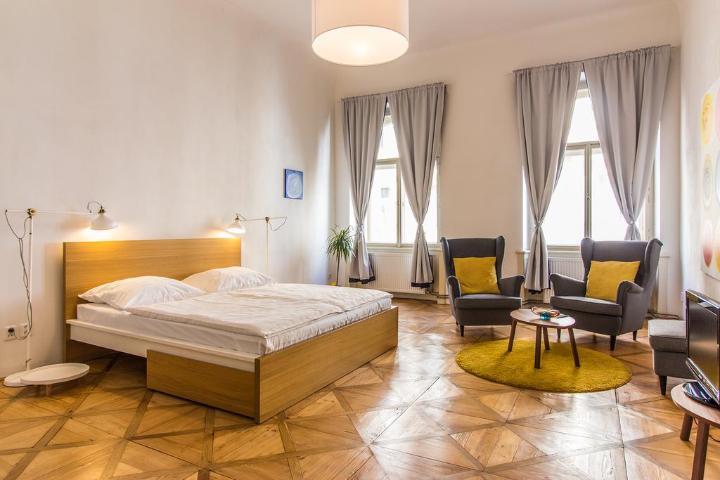 Mighty Prague Apartments Truhlarska Exterior photo
